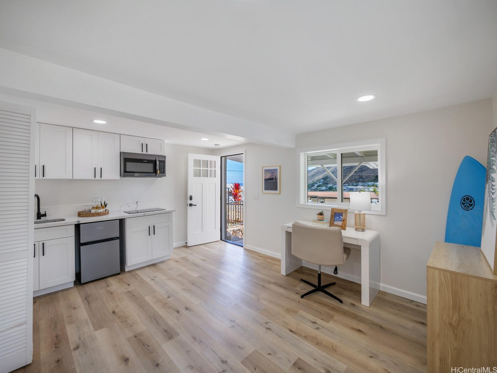 855  Kainoa Place Aina Haina Area, Diamond Head home - photo 21 of 25