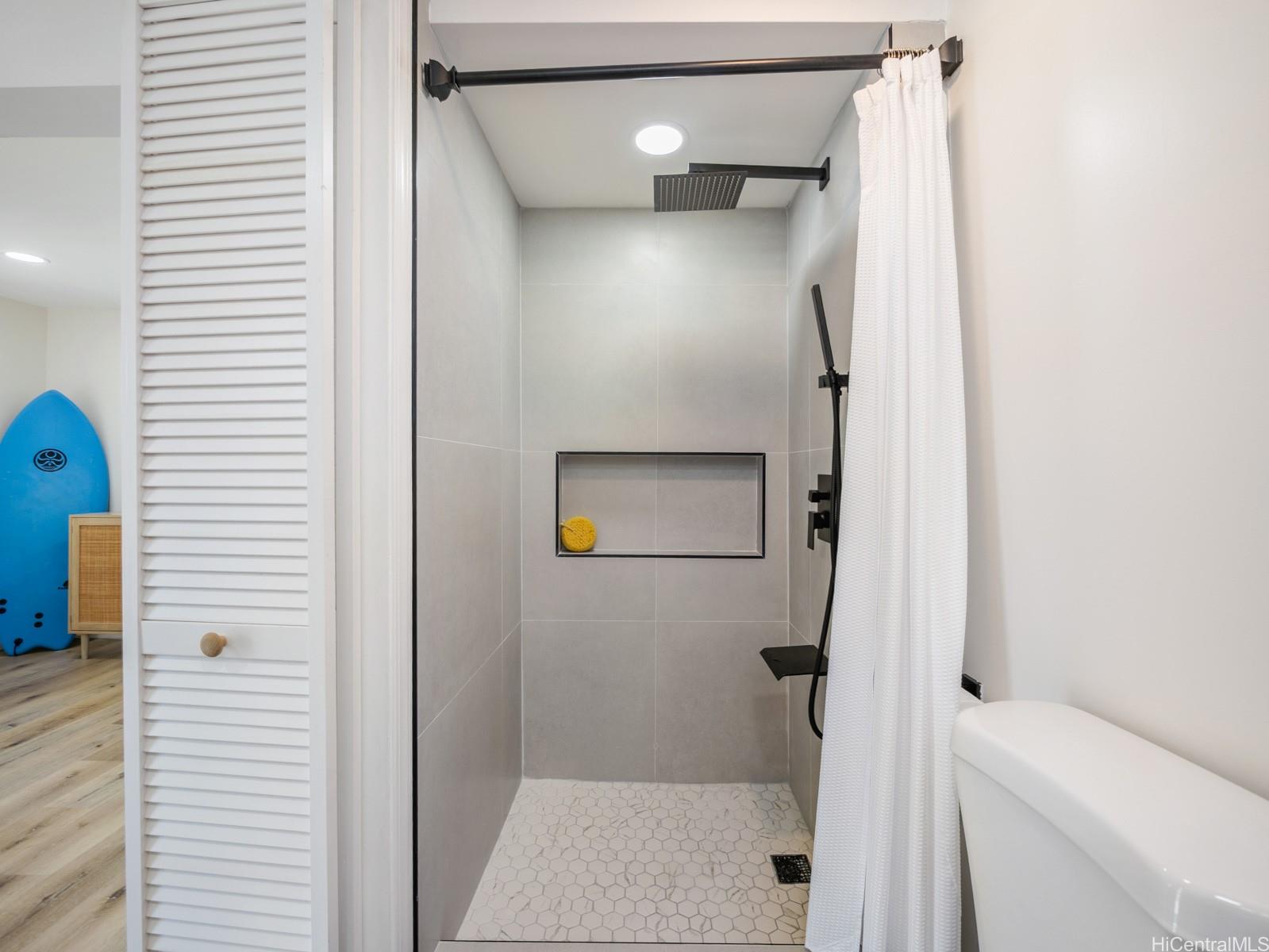 855  Kainoa Place Aina Haina Area, Diamond Head home - photo 21 of 25