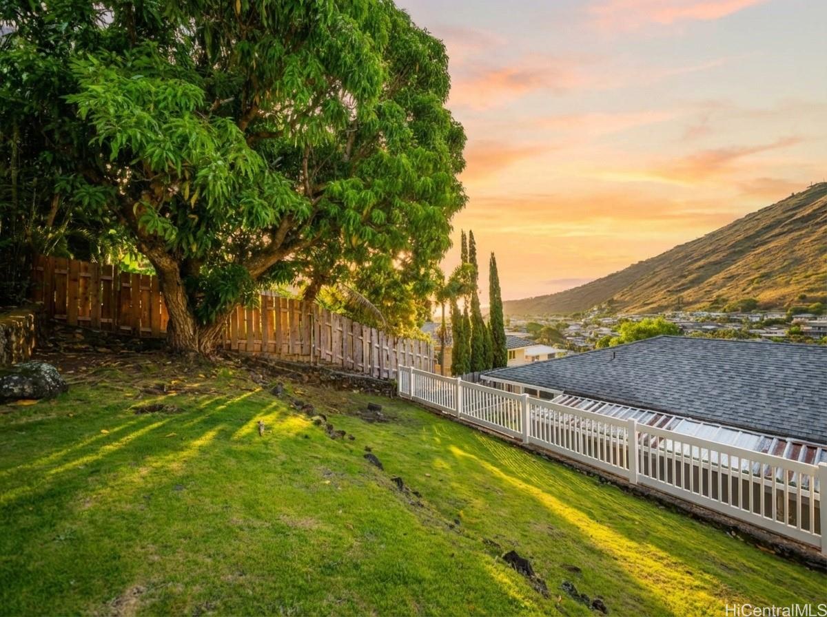 855  Kainoa Place Aina Haina Area, Diamond Head home - photo 24 of 25