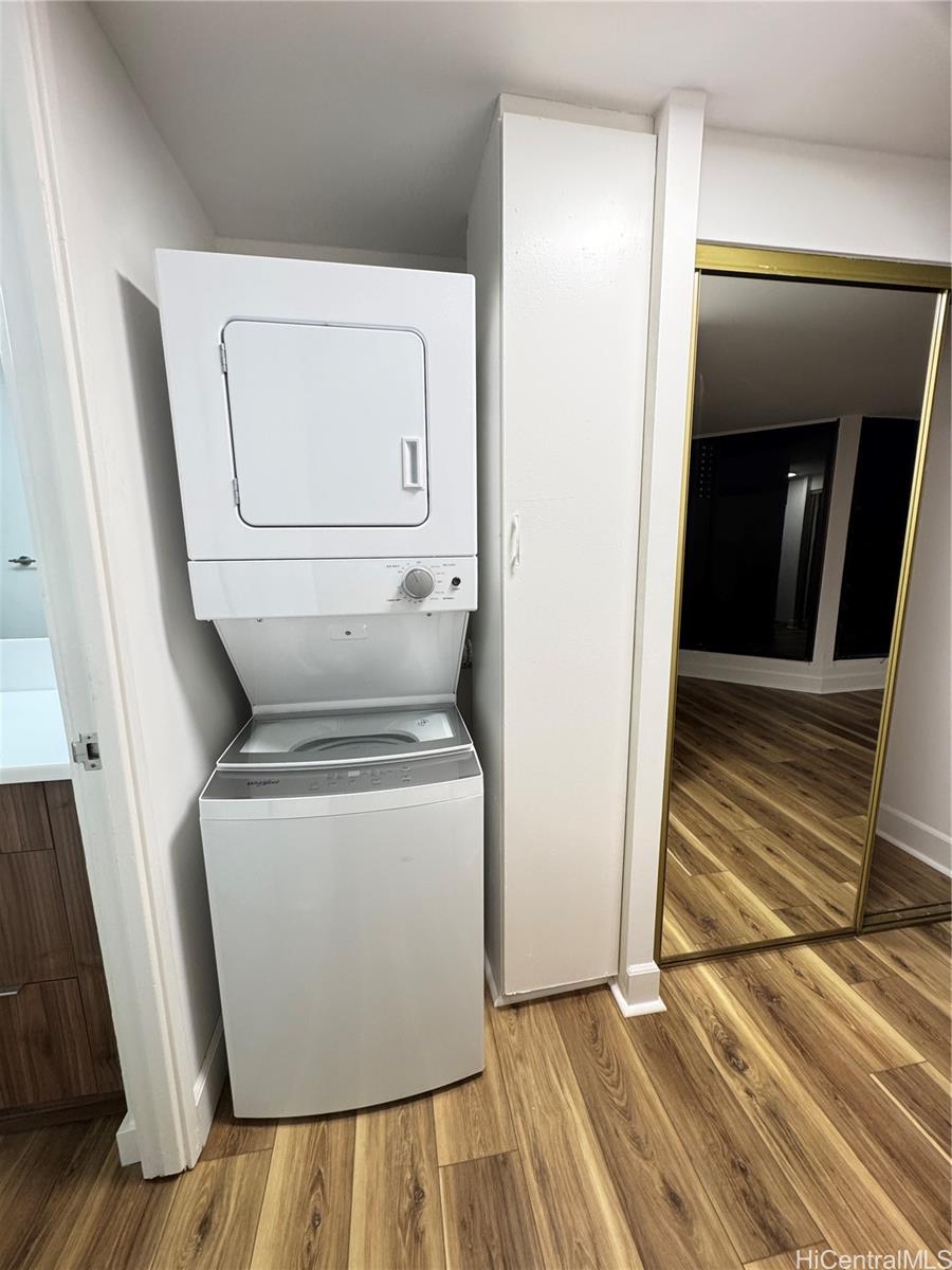 Crystal Park condo # 110, Honolulu, Hawaii - photo 11 of 14