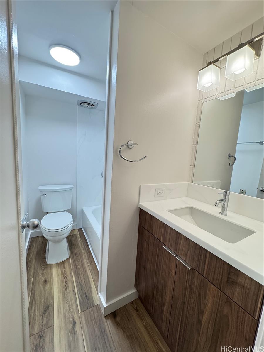 Crystal Park condo # 110, Honolulu, Hawaii - photo 5 of 13