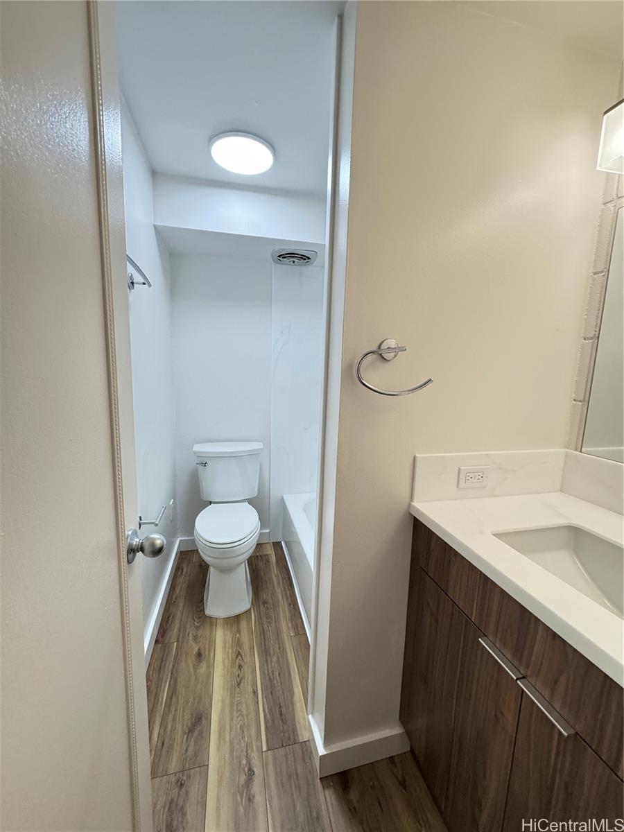 Crystal Park condo # 110, Honolulu, Hawaii - photo 7 of 14