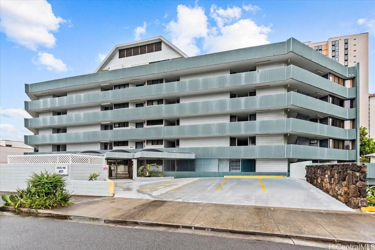 Crystal Park condo # 202, Honolulu, Hawaii - photo 2 of 25