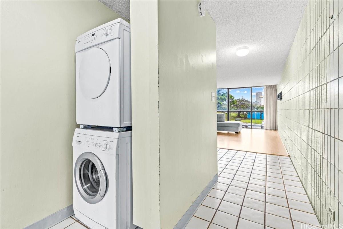 Crystal Park condo # 202, Honolulu, Hawaii - photo 17 of 25