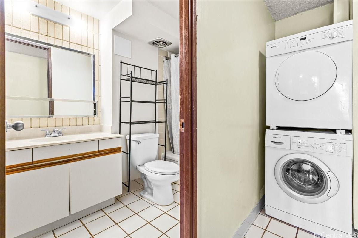 Crystal Park condo # 202, Honolulu, Hawaii - photo 19 of 25