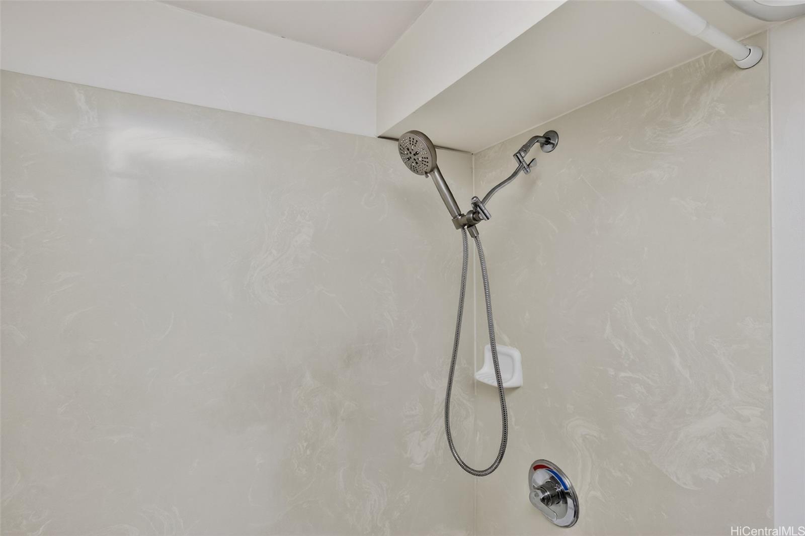 Crystal Park condo # 207, Honolulu, Hawaii - photo 12 of 19