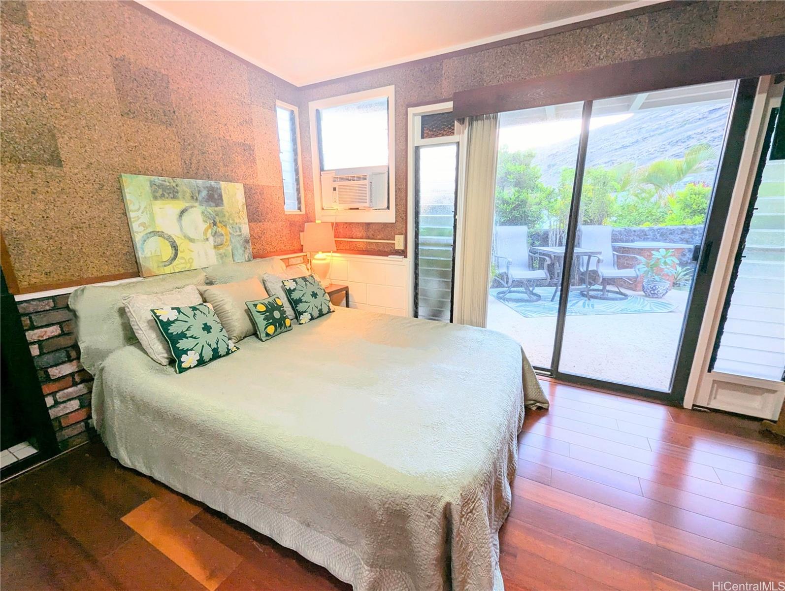 856  Kii Street Hahaione-lower, Hawaii Kai home - photo 14 of 25