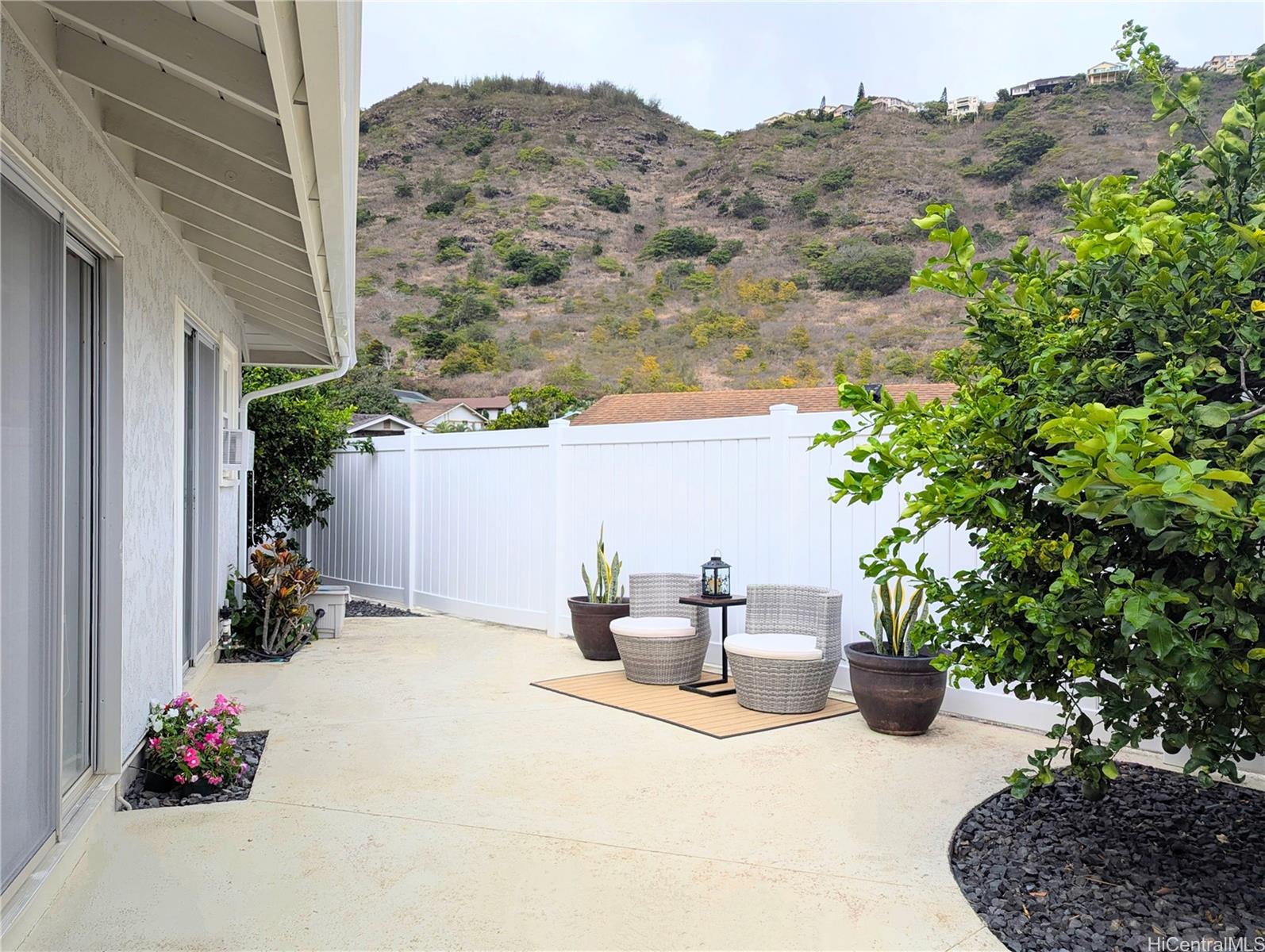 856  Kii Street Hahaione-lower, Hawaii Kai home - photo 18 of 25