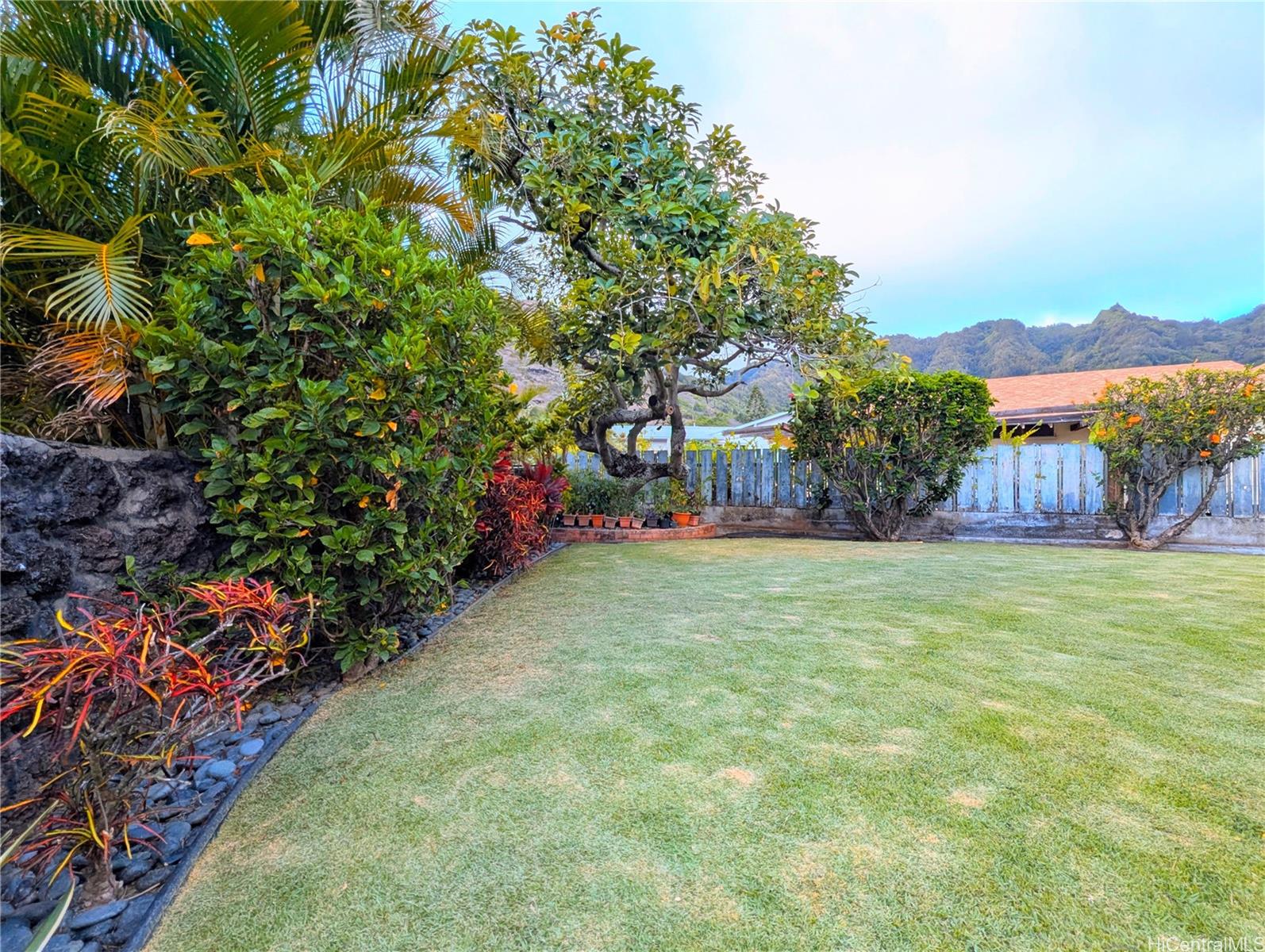 856  Kii Street Hahaione-lower, Hawaii Kai home - photo 21 of 25