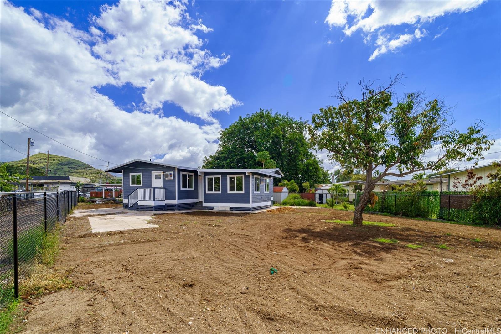85-743  Kanapua Place Waianae, Leeward home - photo 2 of 23
