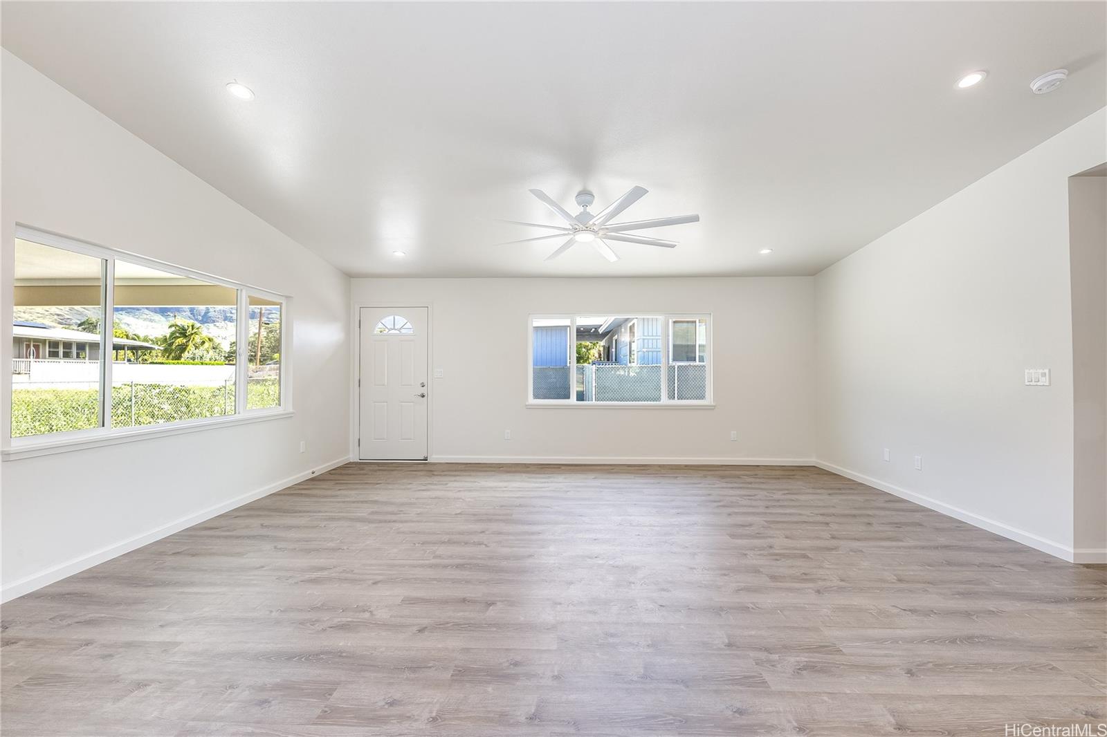 85-821  Lihue Street Waianae, Leeward home - photo 2 of 14