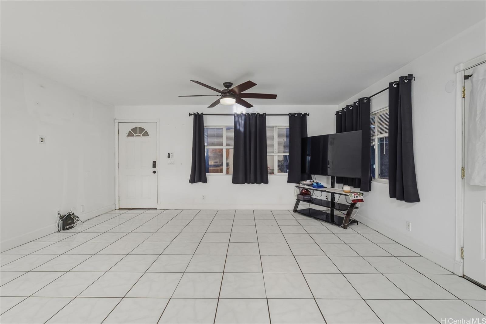 85-835  Piliuka Pl Waianae, Leeward home - photo 6 of 23