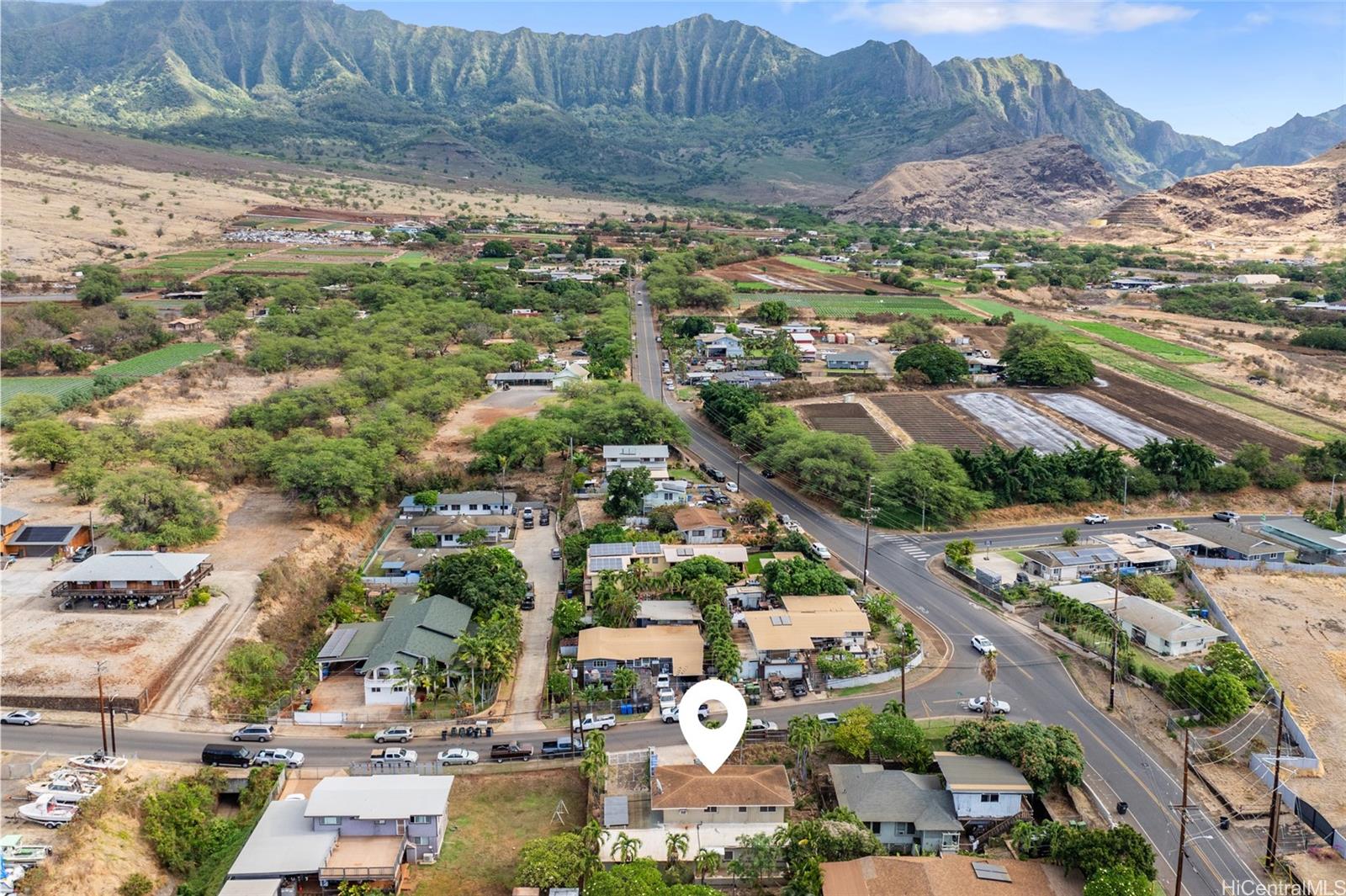 85-869  Piliuka Pl Waianae, Leeward home - photo 2 of 23