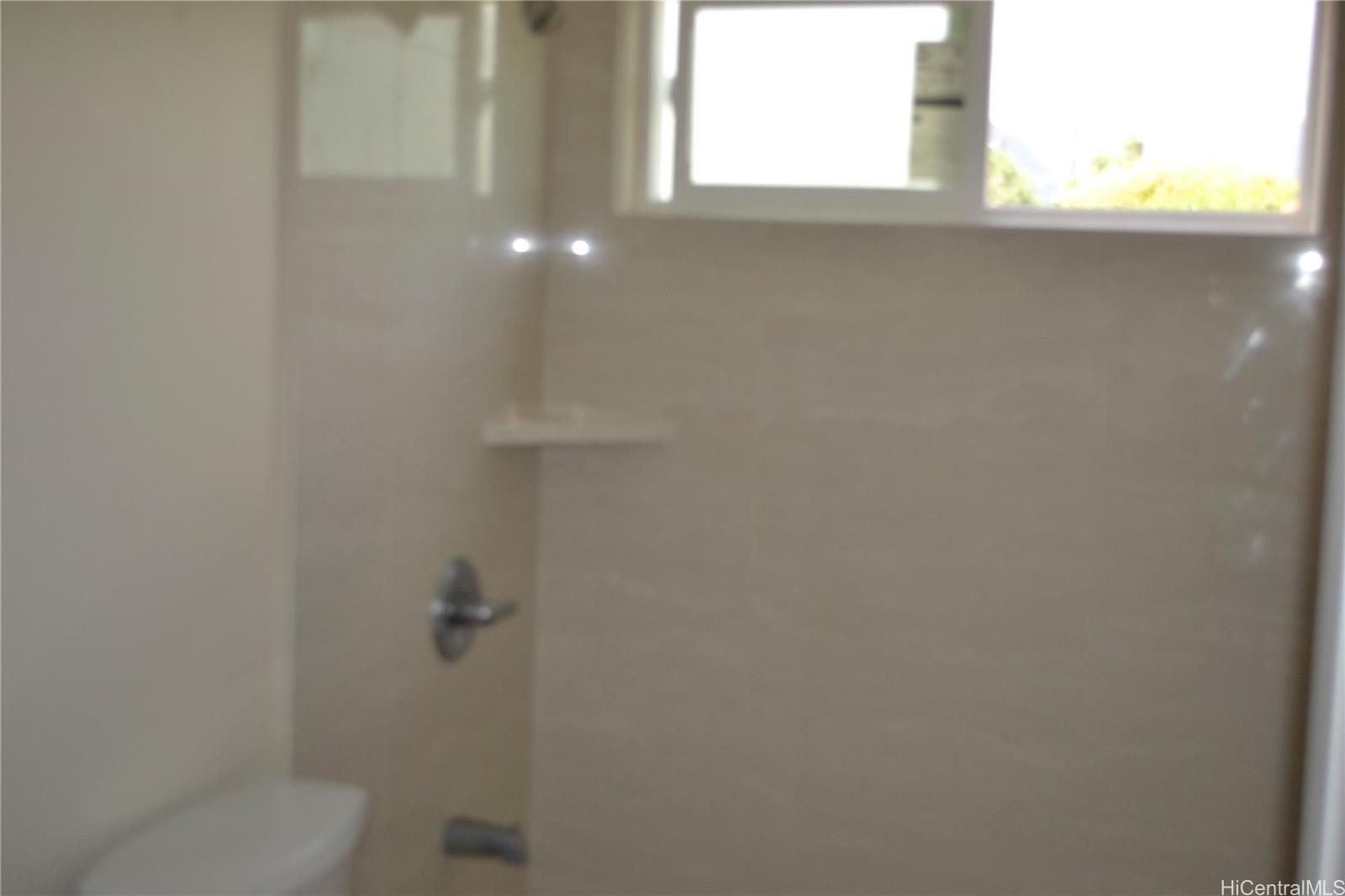 859 9th Ave Honolulu - Rental - photo 9 of 15