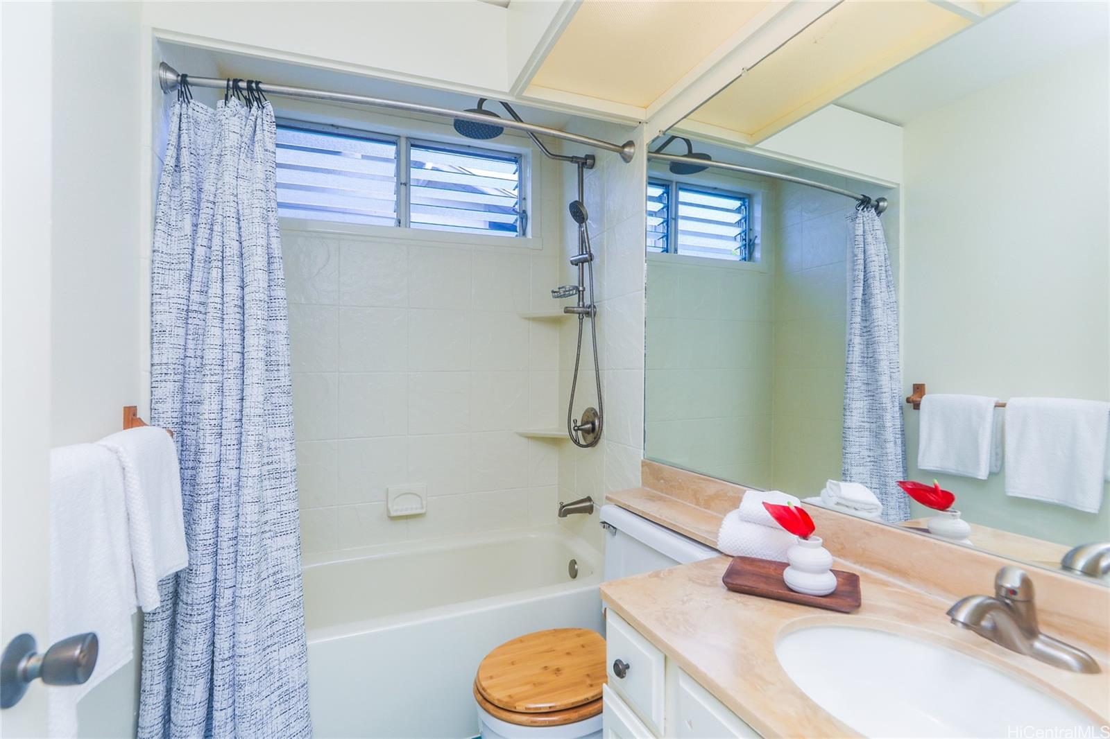 859  Kaluanui Road Mariners Ridge, Hawaii Kai home - photo 12 of 25
