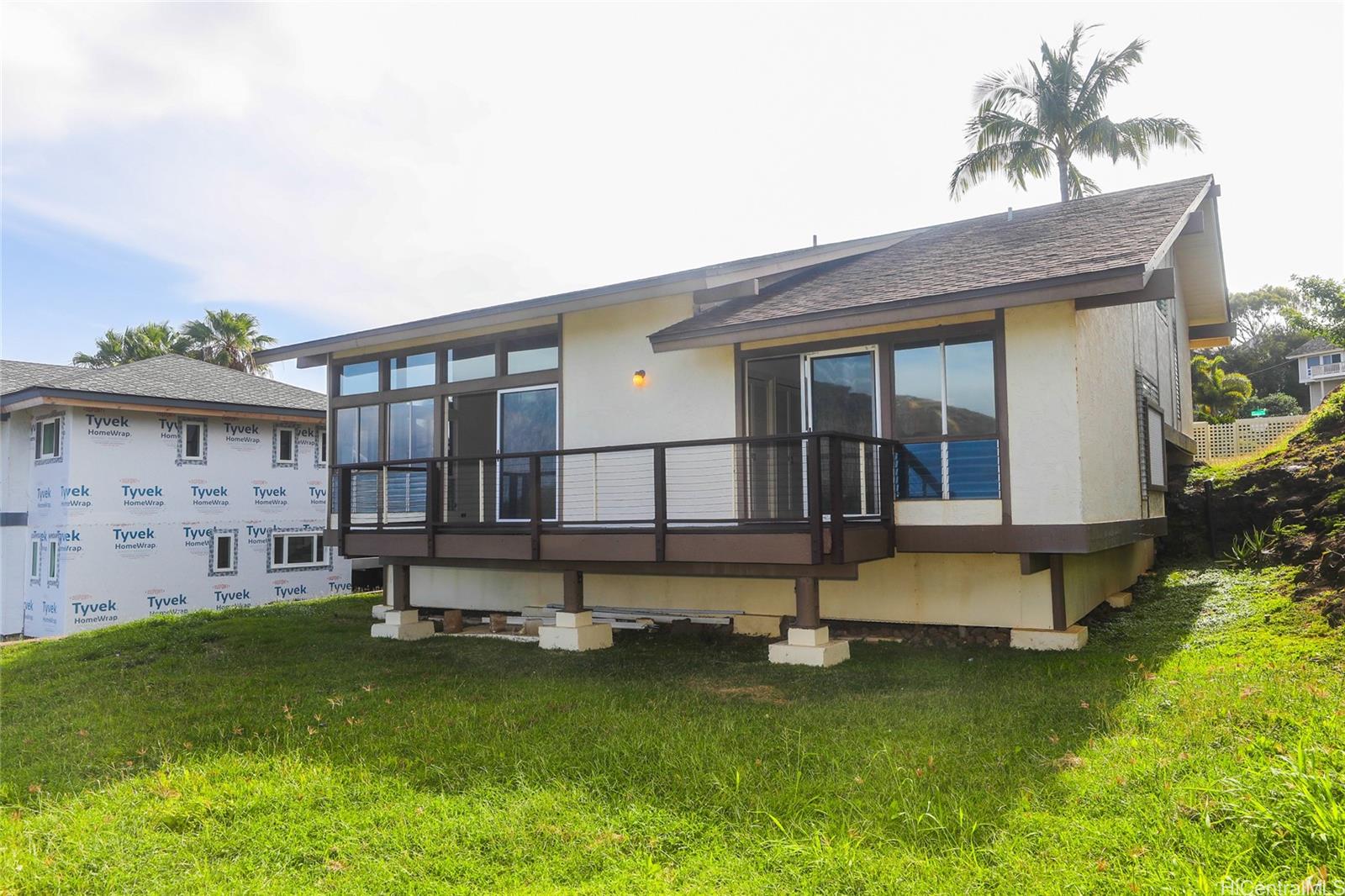 859  Kaluanui Road Mariners Ridge, Hawaii Kai home - photo 14 of 25