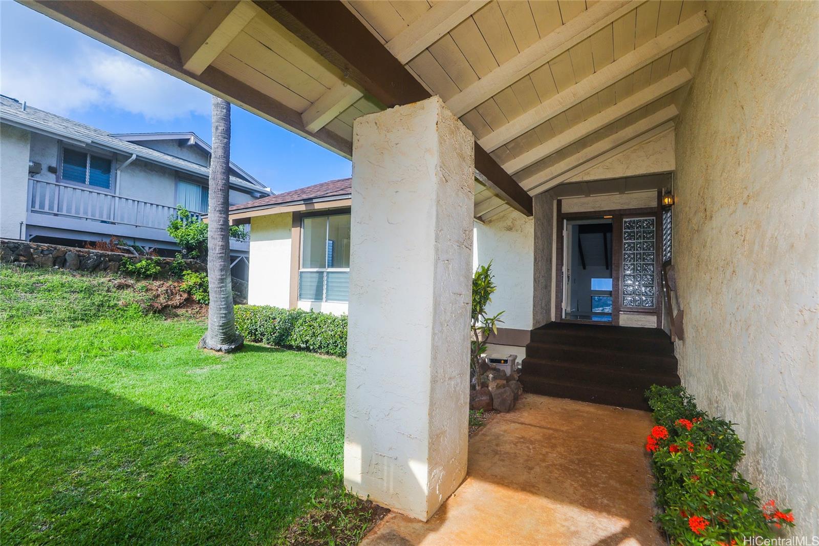 859  Kaluanui Road Mariners Ridge, Hawaii Kai home - photo 15 of 25