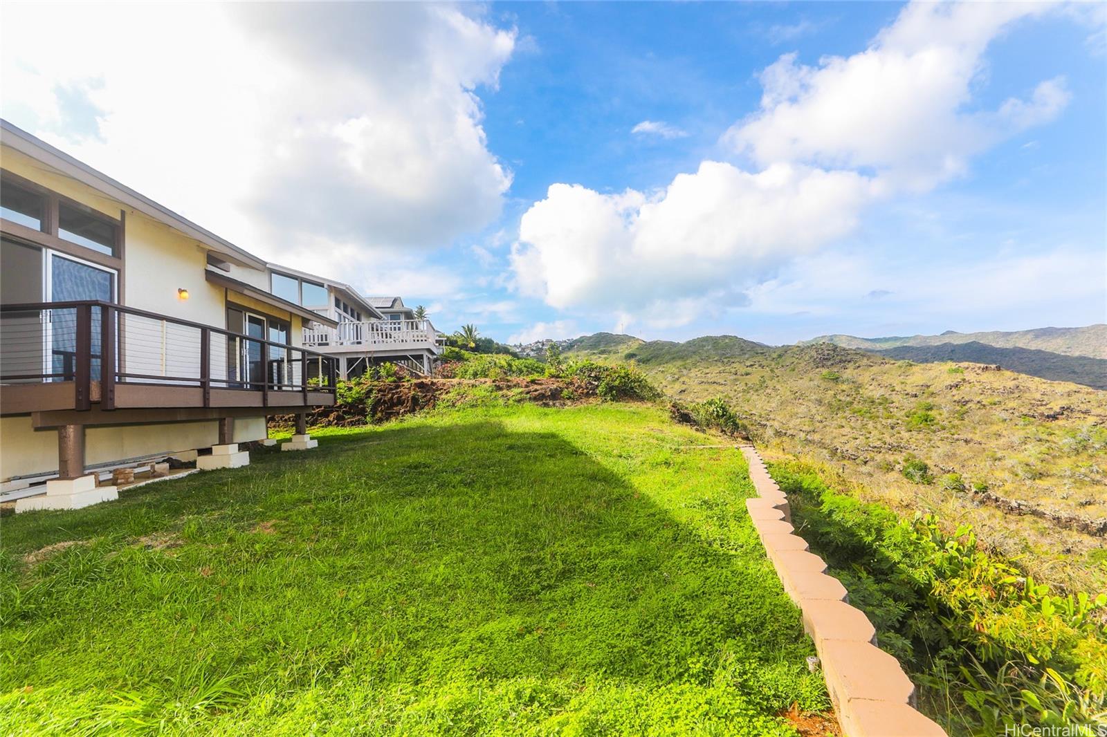 859  Kaluanui Road Mariners Ridge, Hawaii Kai home - photo 17 of 25