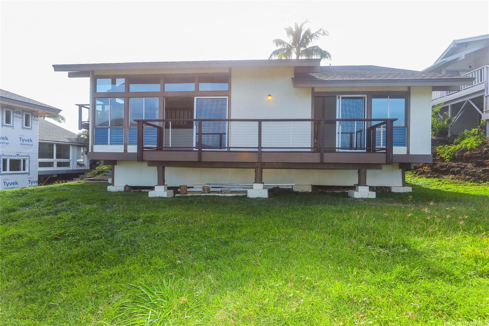 859  Kaluanui Road Mariners Ridge, Hawaii Kai home - photo 18 of 25
