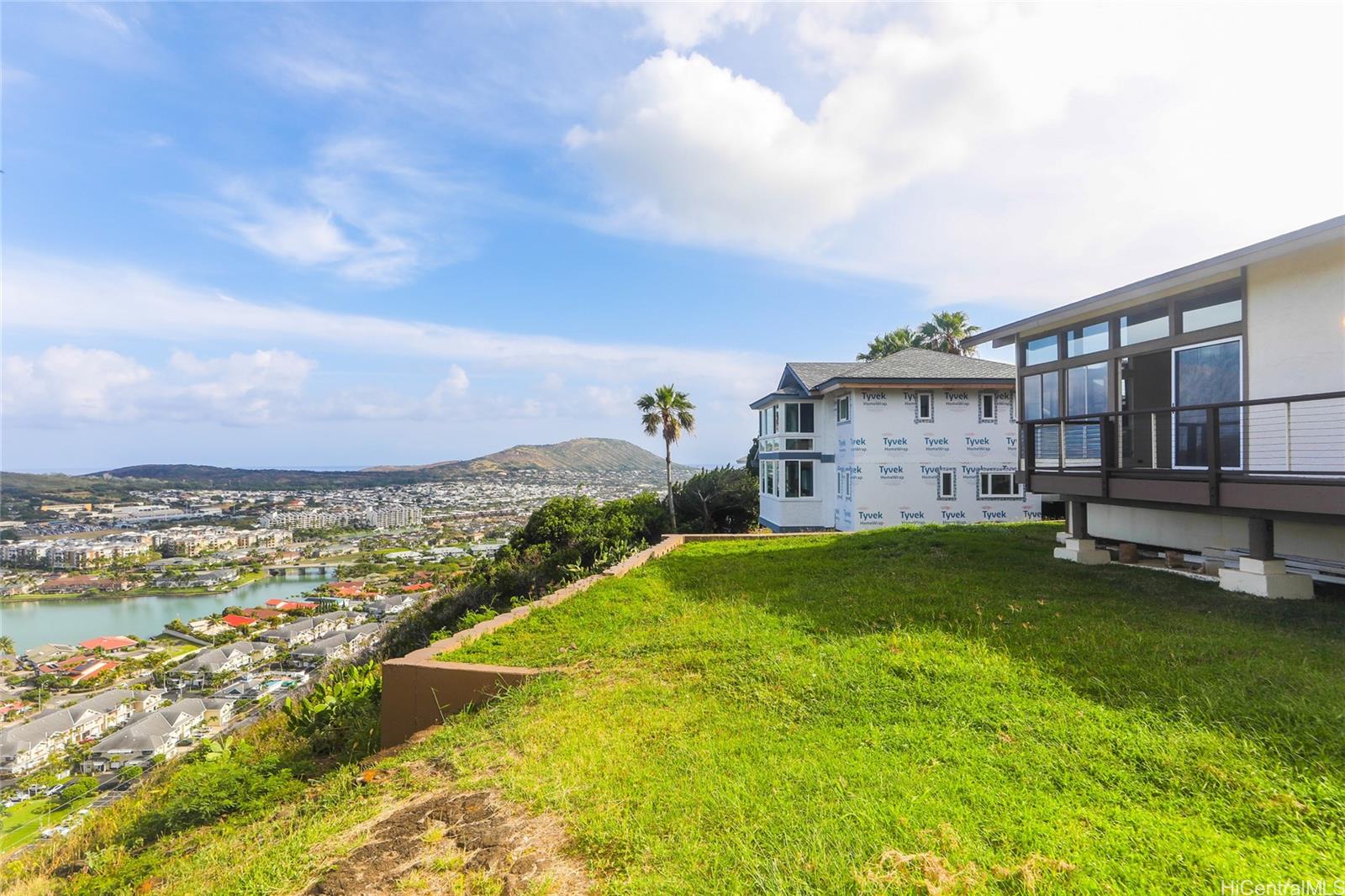 859  Kaluanui Road Mariners Ridge, Hawaii Kai home - photo 20 of 25