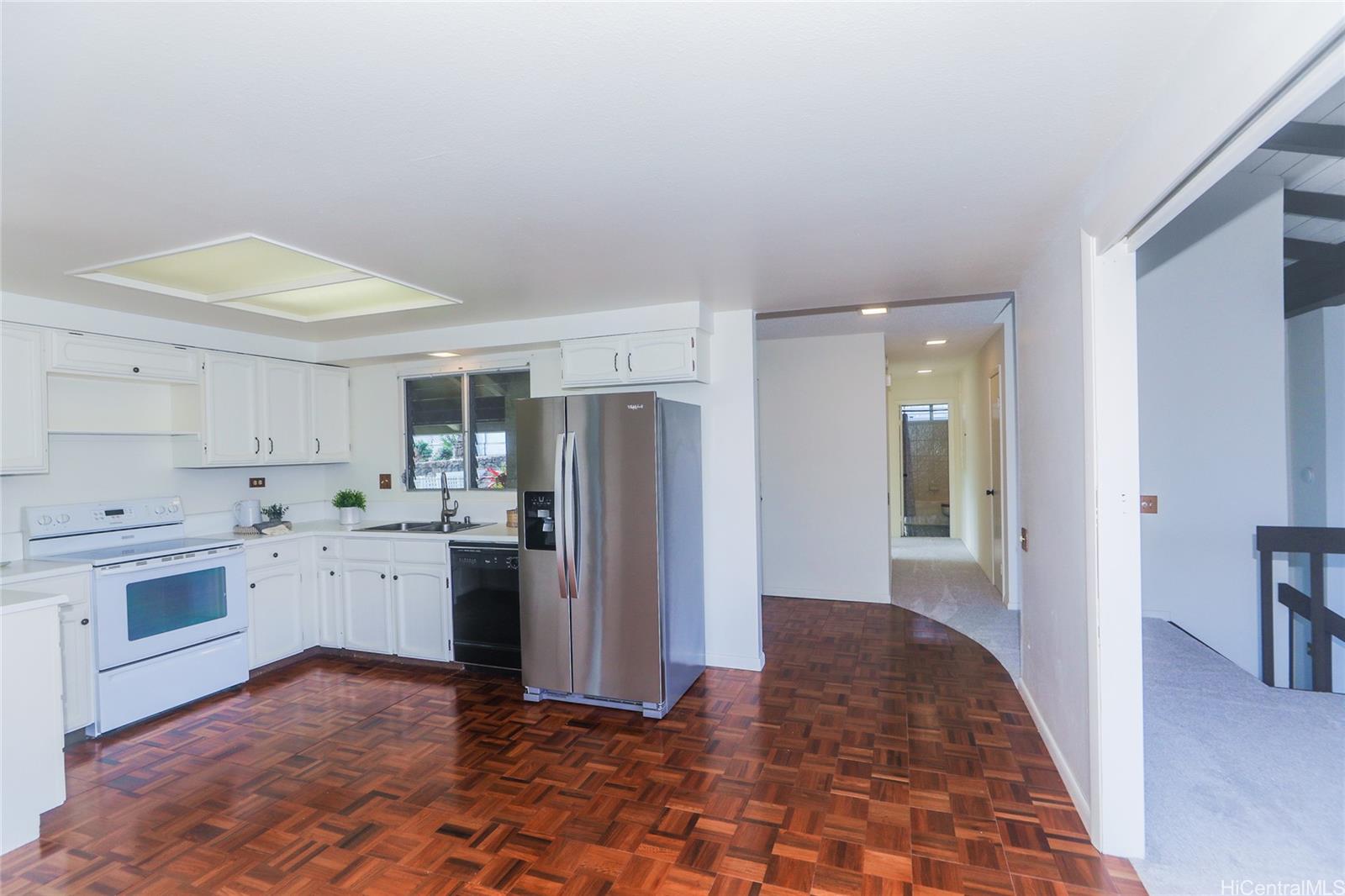 859  Kaluanui Road Mariners Ridge, Hawaii Kai home - photo 6 of 25