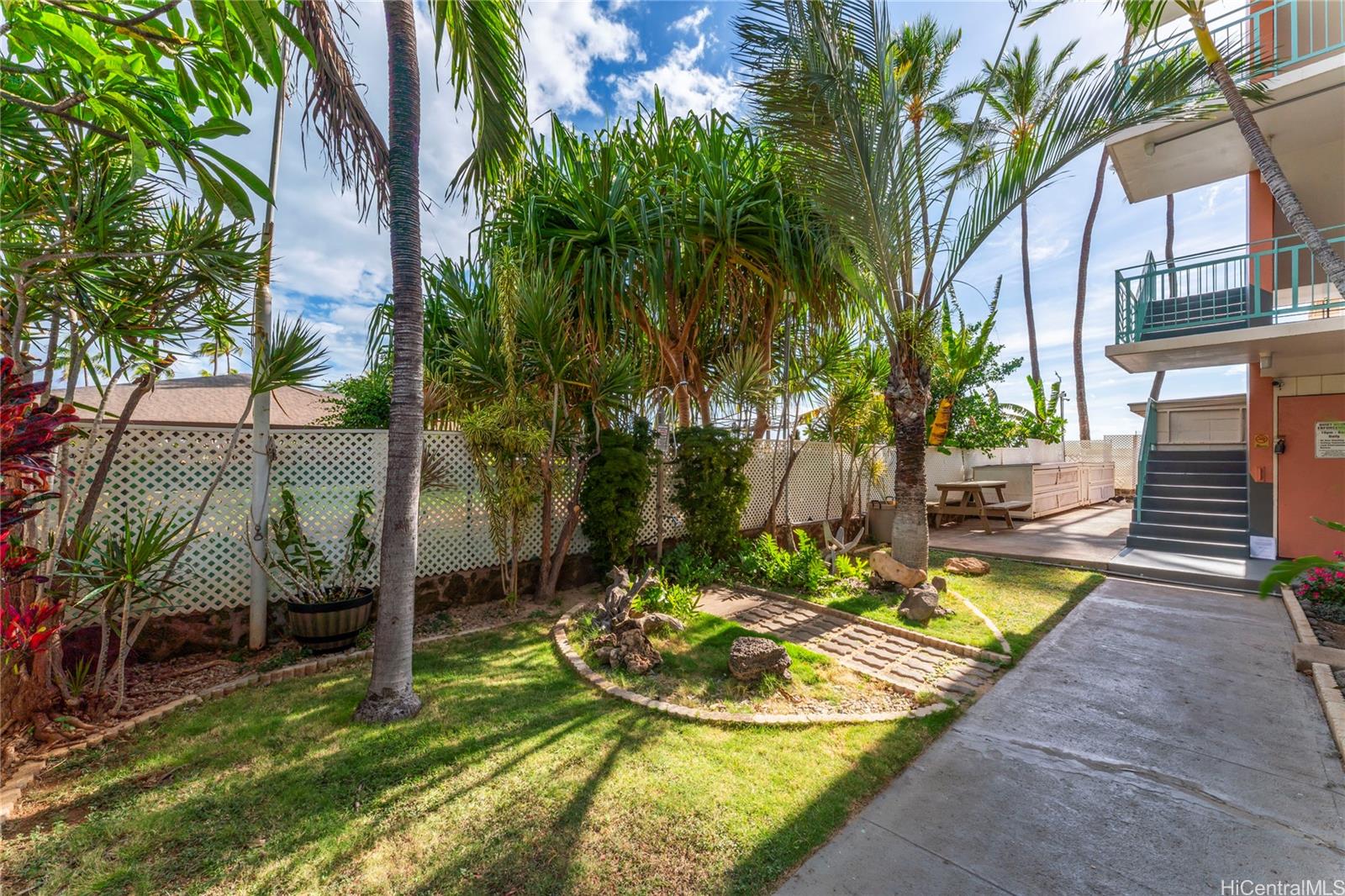 Pokai Bay Beach Cabanas condo # 401, Waianae, Hawaii - photo 15 of 17