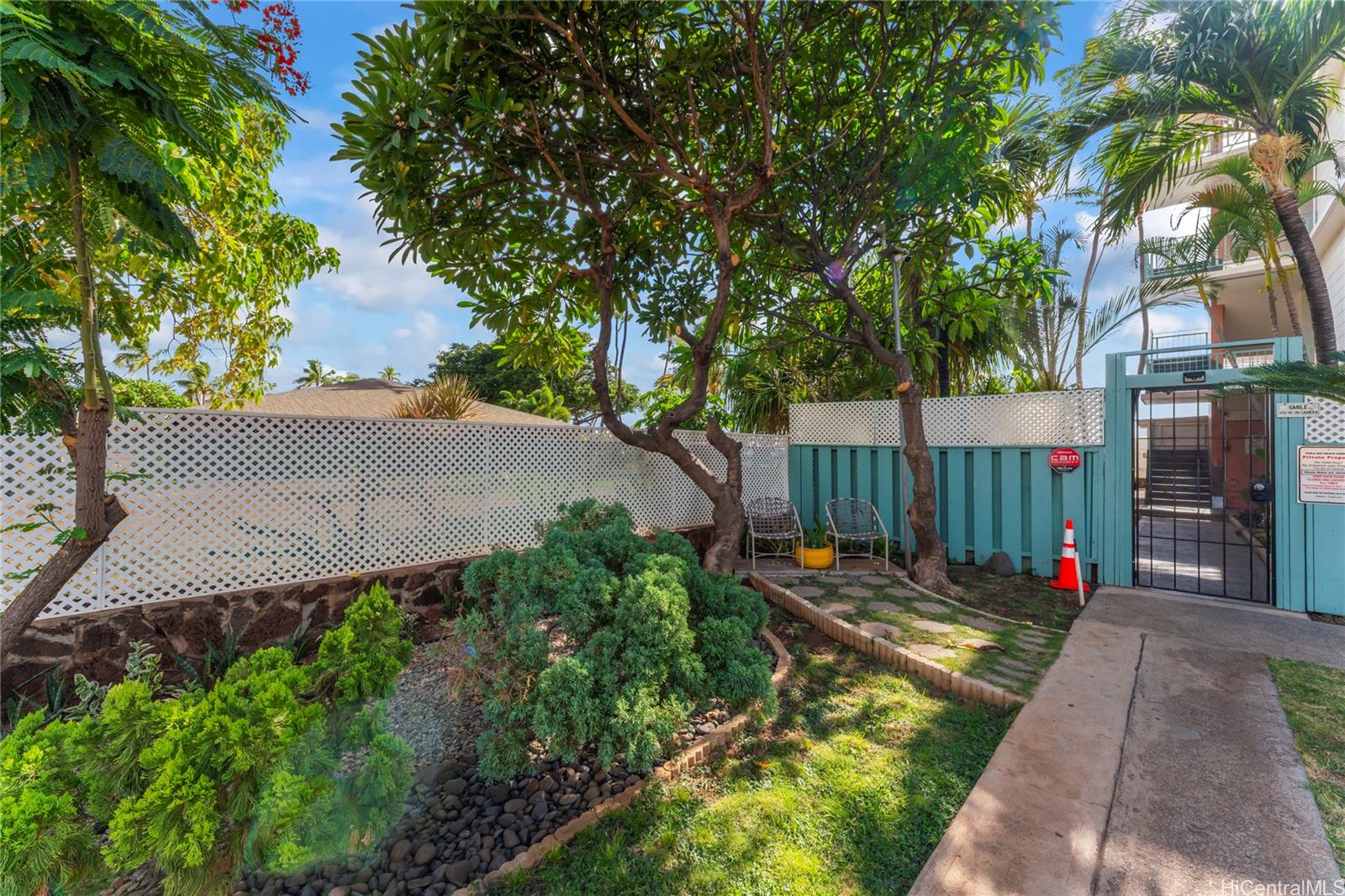 Pokai Bay Beach Cabanas condo # 401, Waianae, Hawaii - photo 16 of 17