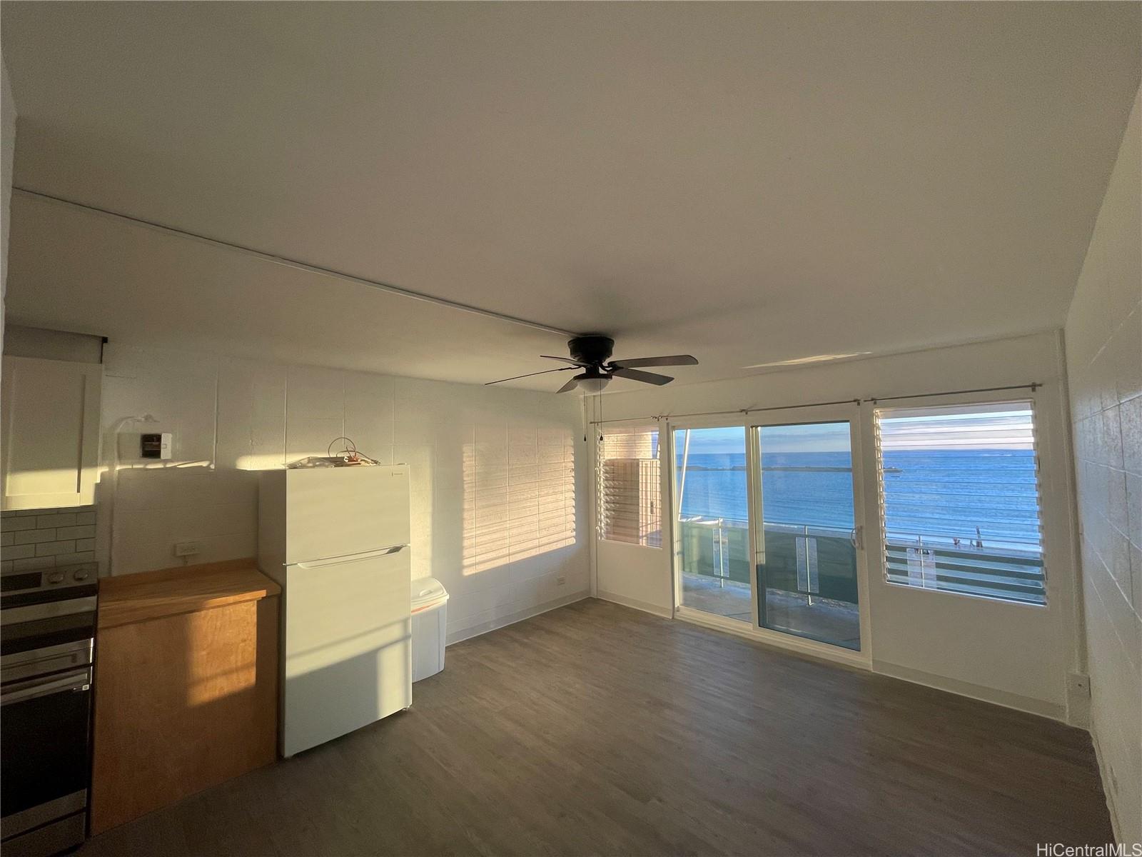 Pokai Bay Beach Cabanas condo # 403, Waianae, Hawaii - photo 2 of 8