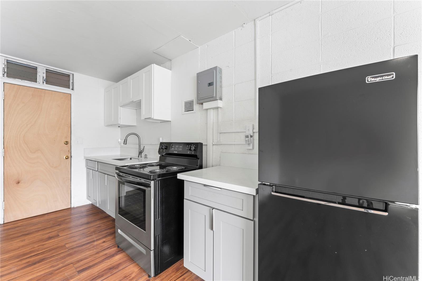 Pokai Bay Beach Cabanas condo # 411, Waianae, Hawaii - photo 12 of 25