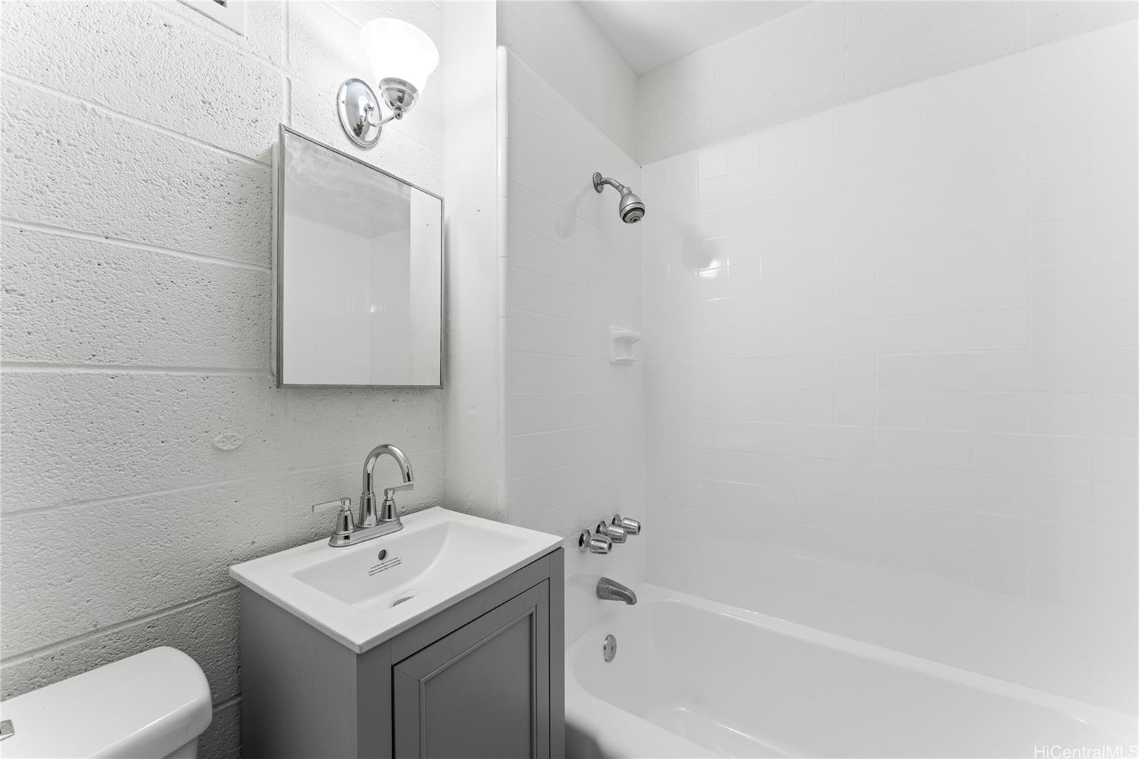 Pokai Bay Beach Cabanas condo # 411, Waianae, Hawaii - photo 10 of 25