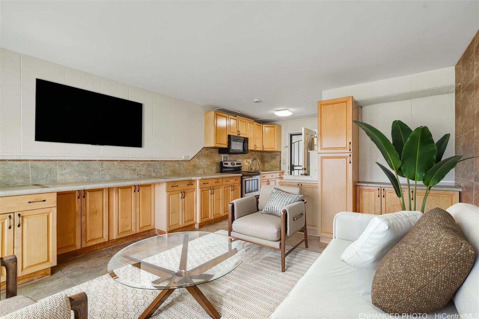 Pokai Bay Beach Cabanas condo # 417, Waianae, Hawaii - photo 2 of 16