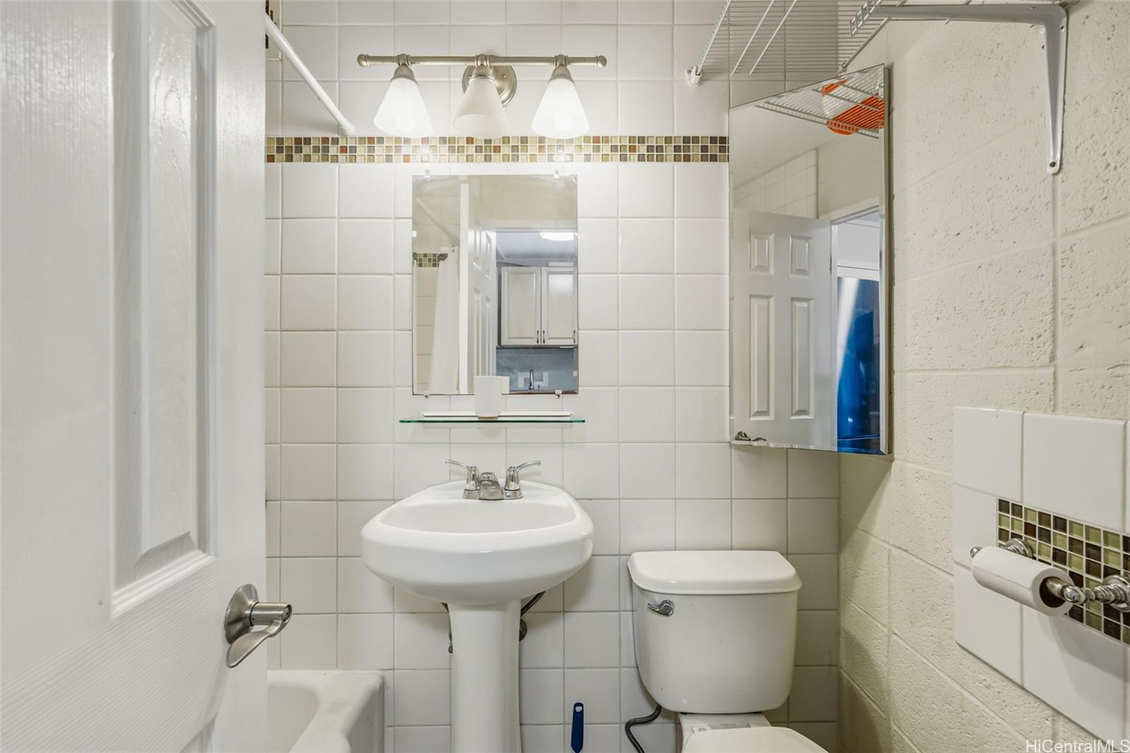 Pokai Bay Beach Cabanas condo # 417, Waianae, Hawaii - photo 6 of 16