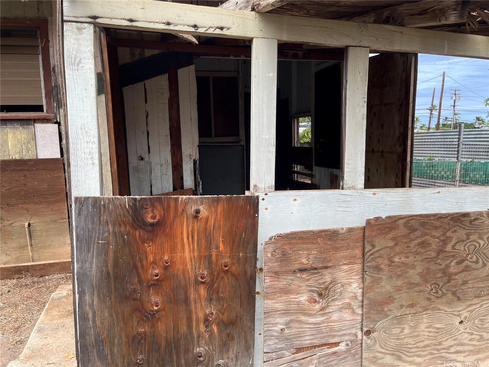 85-988  Farrington Hwy Waianae, Leeward home - photo 7 of 11