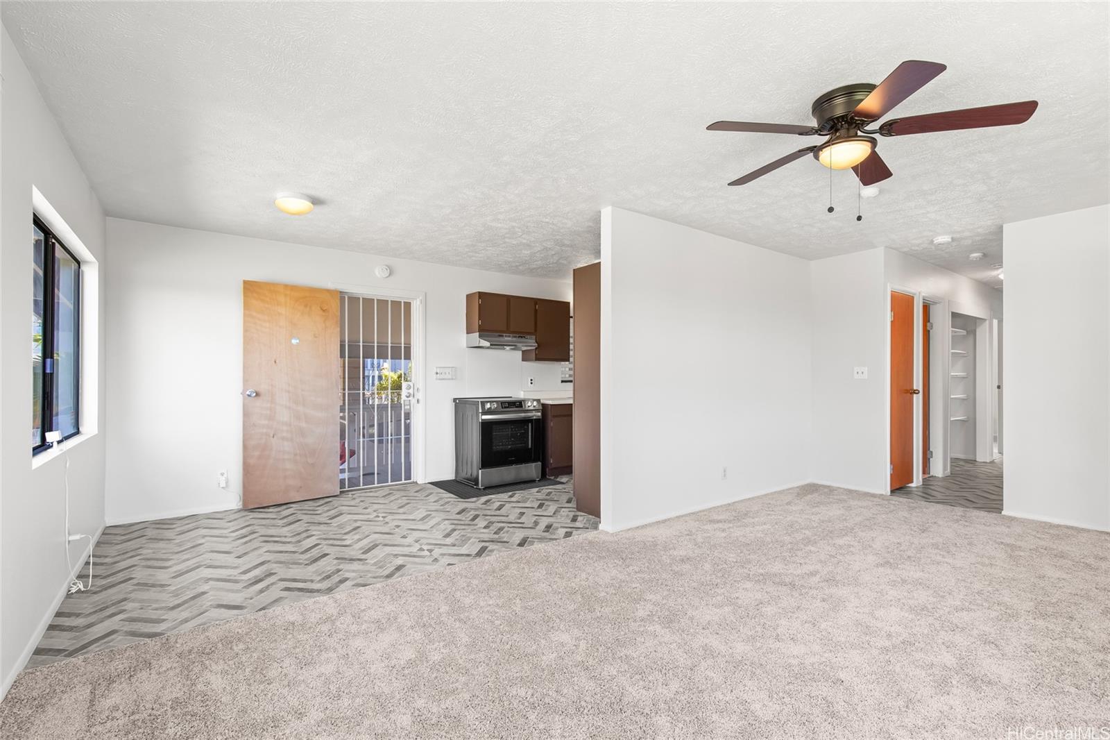 86-281  Hokuukali Pl Lualualei, Leeward home - photo 3 of 25