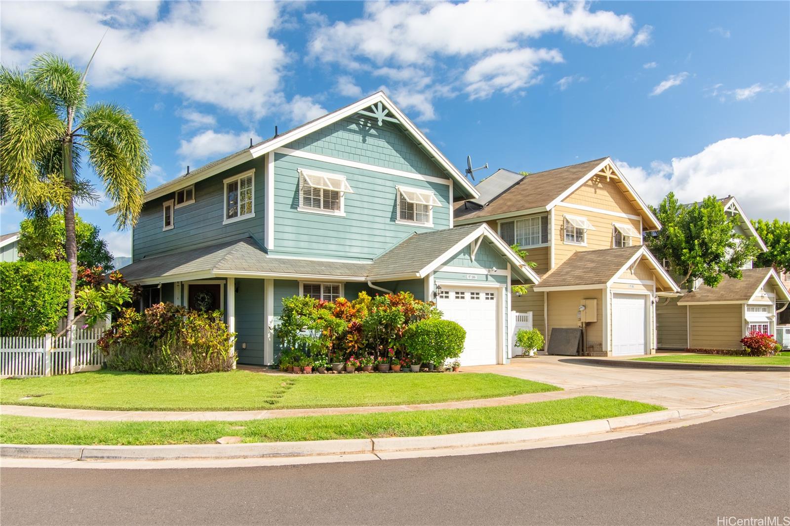 87-1008  Kahiwelola Street Maili, Leeward home - photo 2 of 25