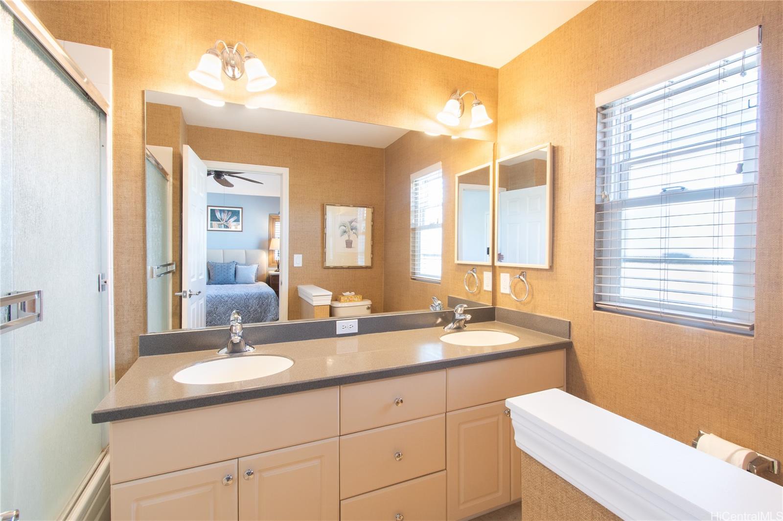 87-1008  Kahiwelola Street Maili, Leeward home - photo 11 of 25