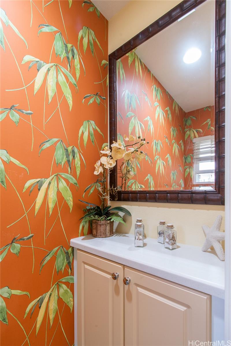 87-1008  Kahiwelola Street Maili, Leeward home - photo 8 of 25