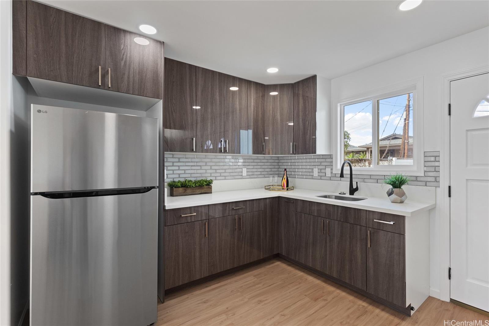 87-102  Kulaaupuni Street Maili, Leeward home - photo 12 of 25