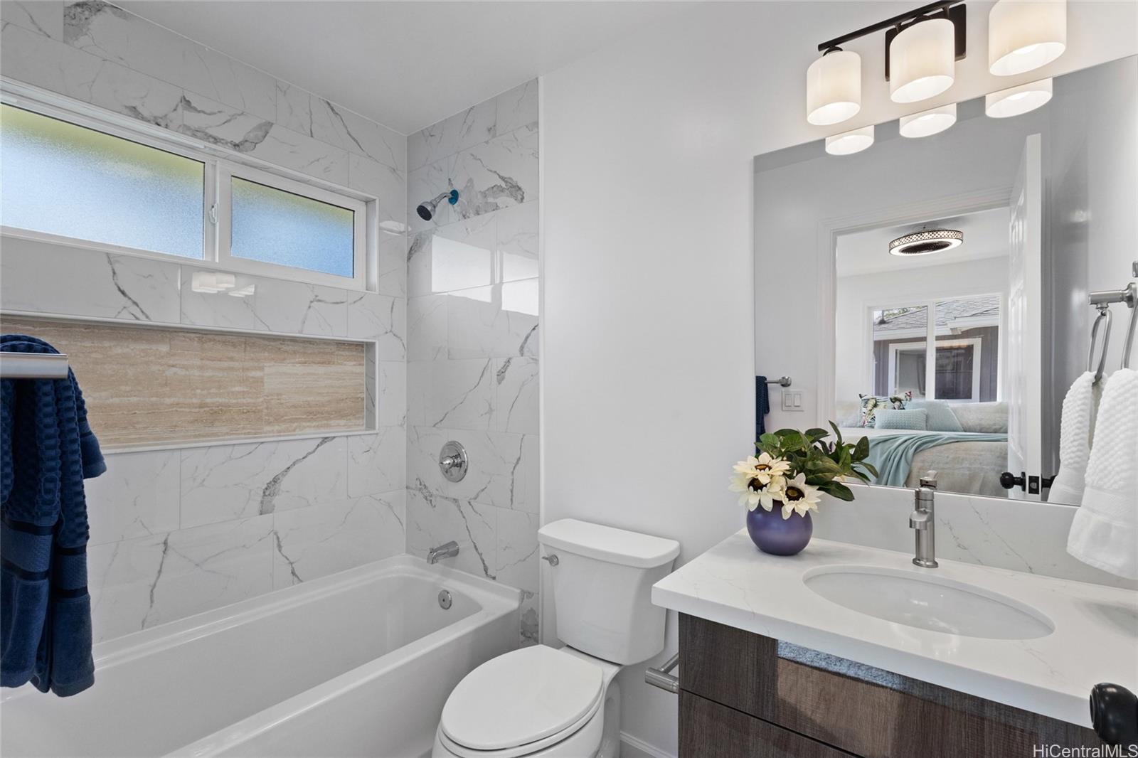 87-102  Kulaaupuni Street Maili, Leeward home - photo 9 of 25