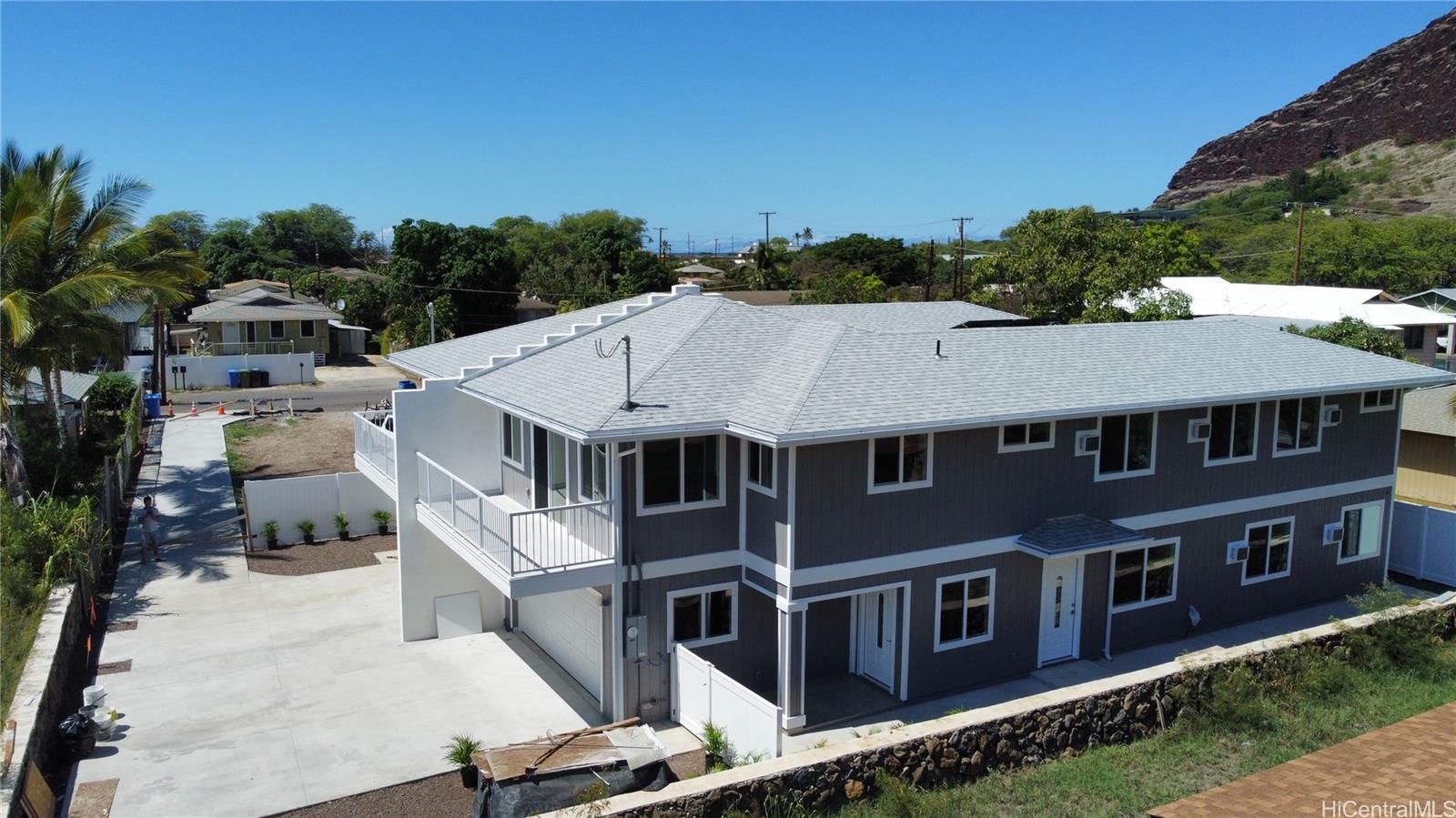 87-102  Kulaaupuni Street Maili, Leeward home - photo 2 of 19