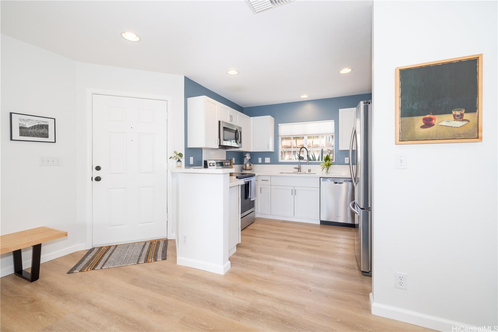 87-1022  Kahiwelola Street Maili, Leeward home - photo 6 of 25