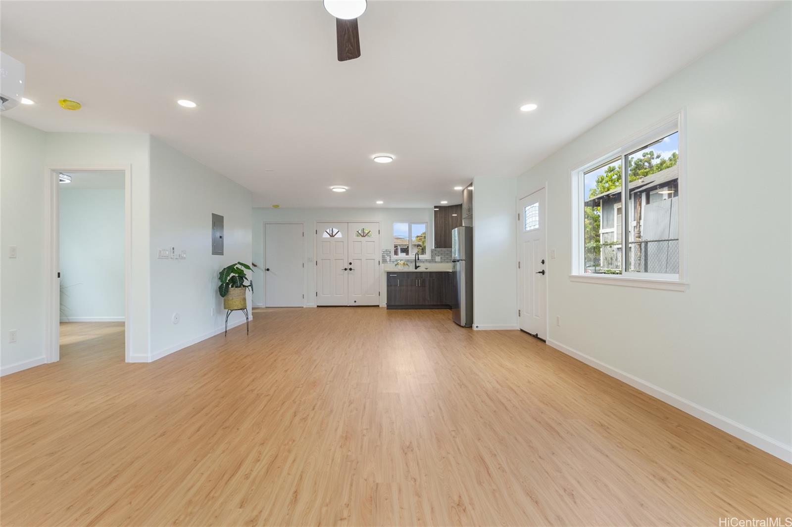 87-102 C  Kulaaupuni Street Maili, Leeward home - photo 7 of 25