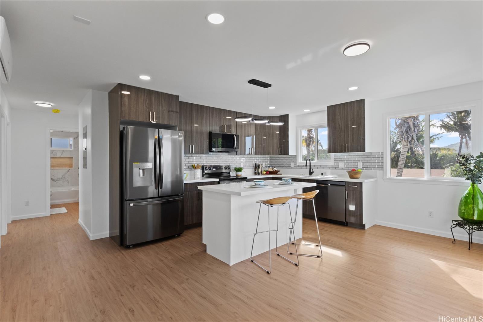 87-102 C  Kulaaupuni Street Maili, Leeward home - photo 4 of 25