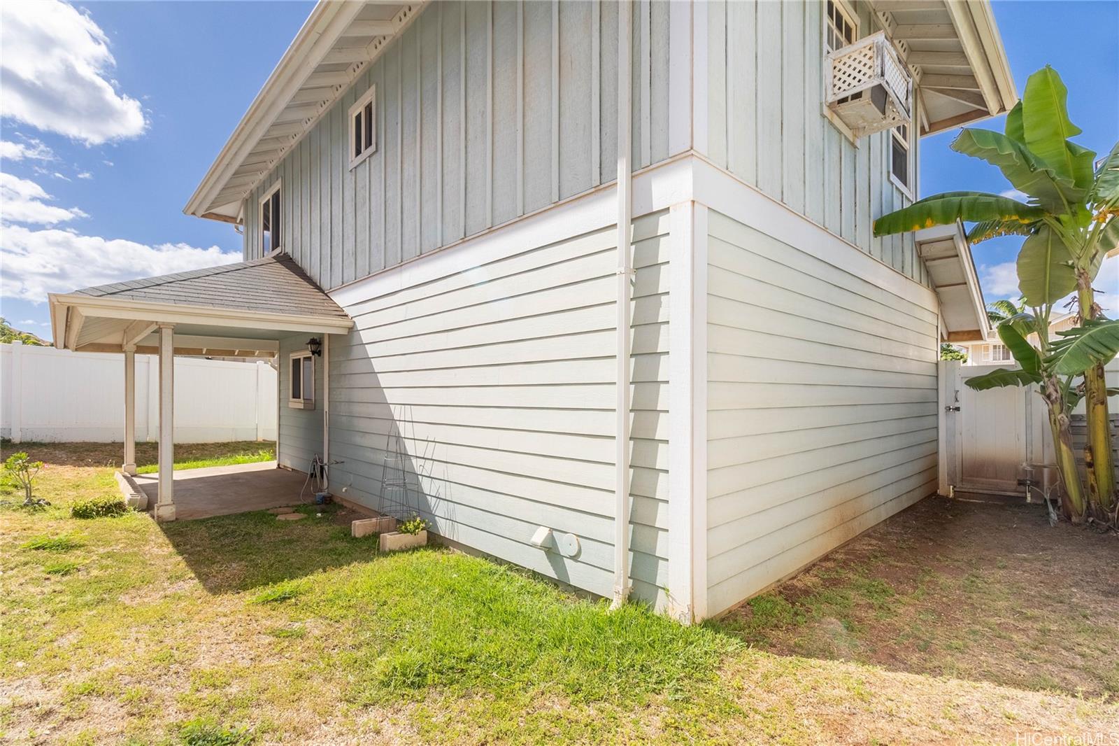 87-1035  Huamoa Street Maili Sea-palekai, Leeward home - photo 22 of 25