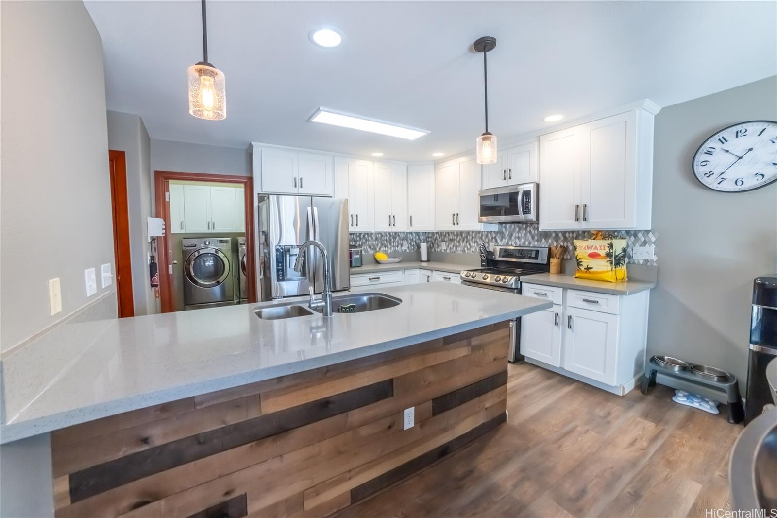 87-107 Kulaaupuni Street townhouse # 2, Waianae, Hawaii - photo 4 of 23