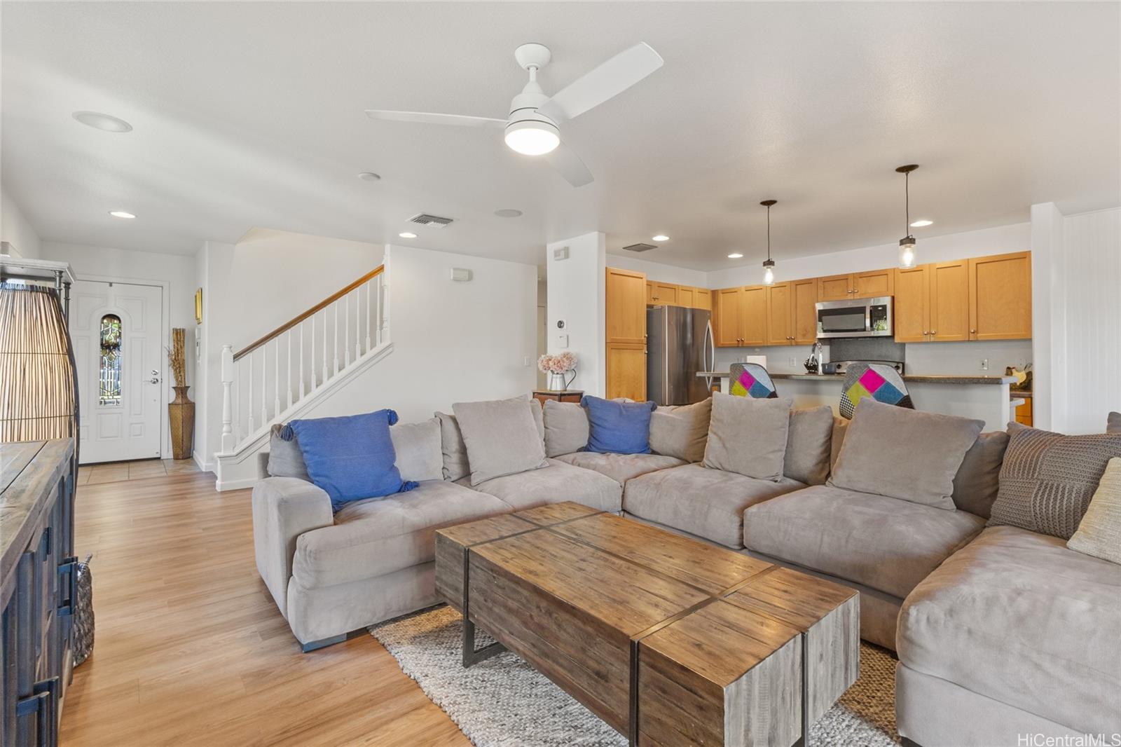 87-1086  Anaha Street Maili Sea-nohokai, Leeward home - photo 4 of 23