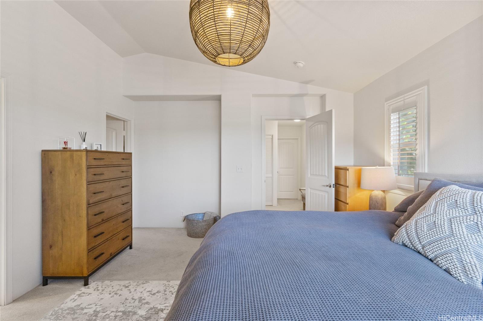 87-1086  Anaha Street Maili Sea-nohokai, Leeward home - photo 9 of 23