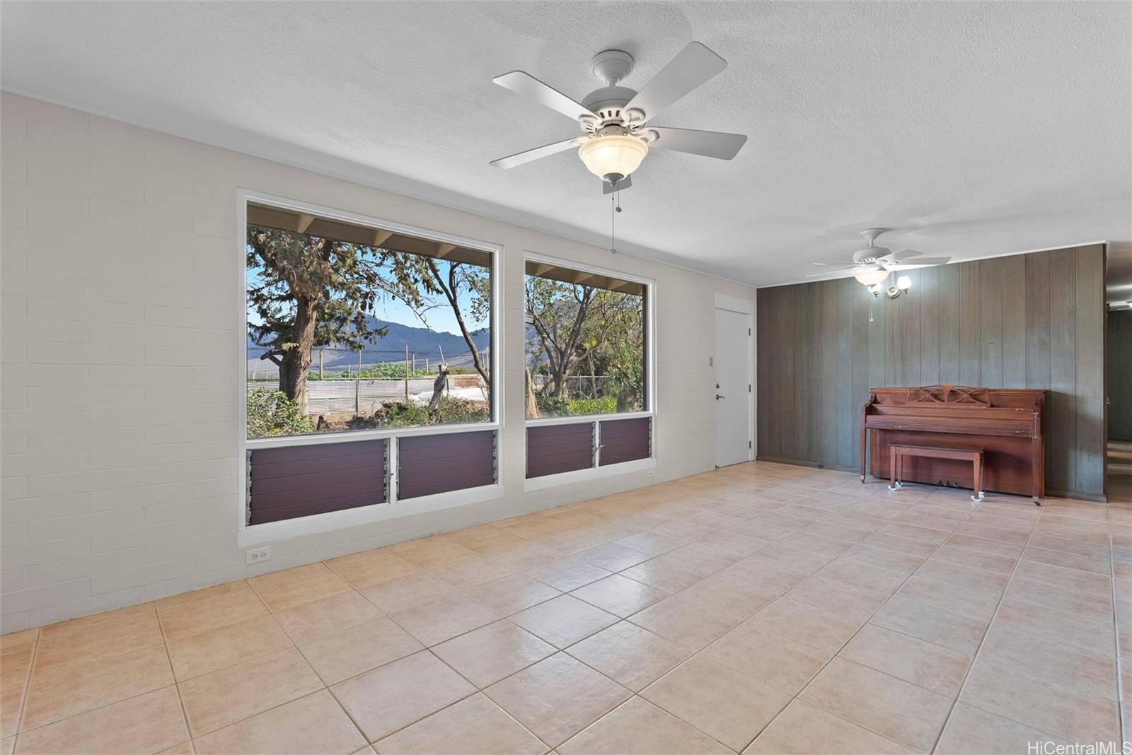 87-1087  Apuupuu Road Maili, Leeward home - photo 16 of 25