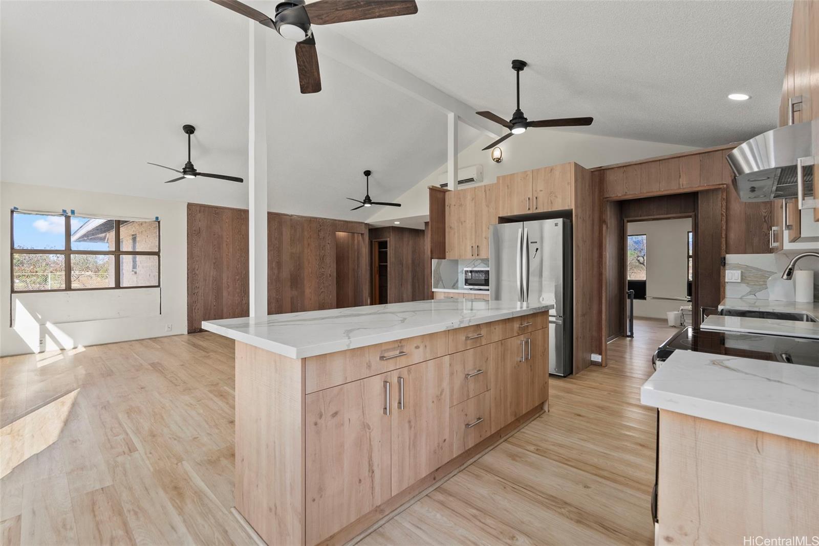 87-1087  Apuupuu Rd Maili, Leeward home - photo 6 of 25