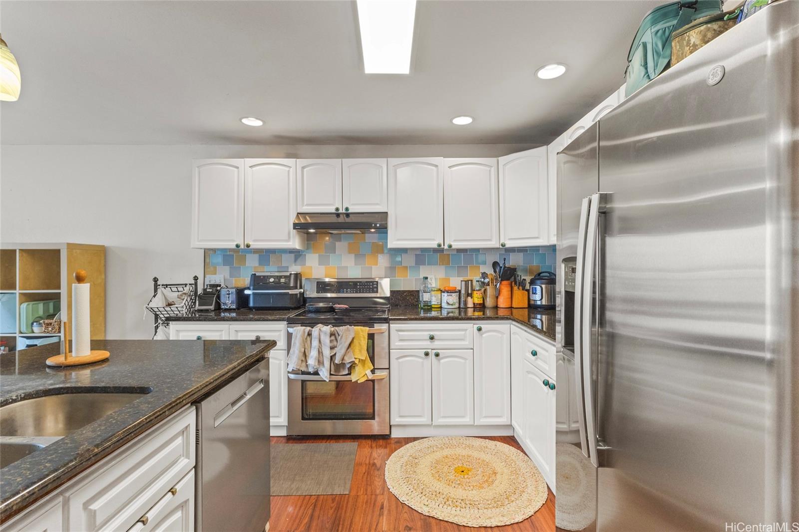 87-109 Kulaaupuni Street townhouse # 1, Waianae, Hawaii - photo 4 of 20